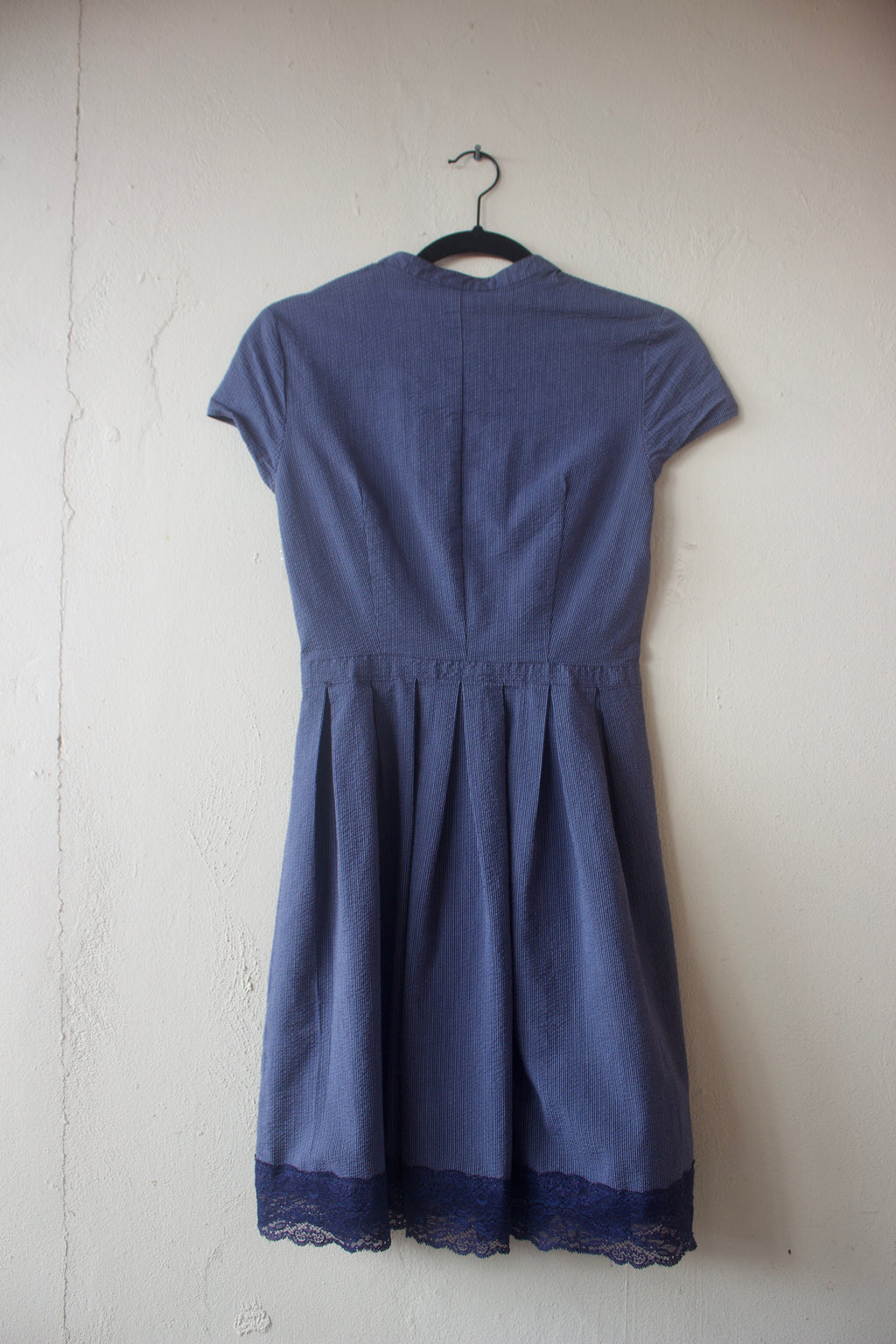 Buttoned Dress with Lace