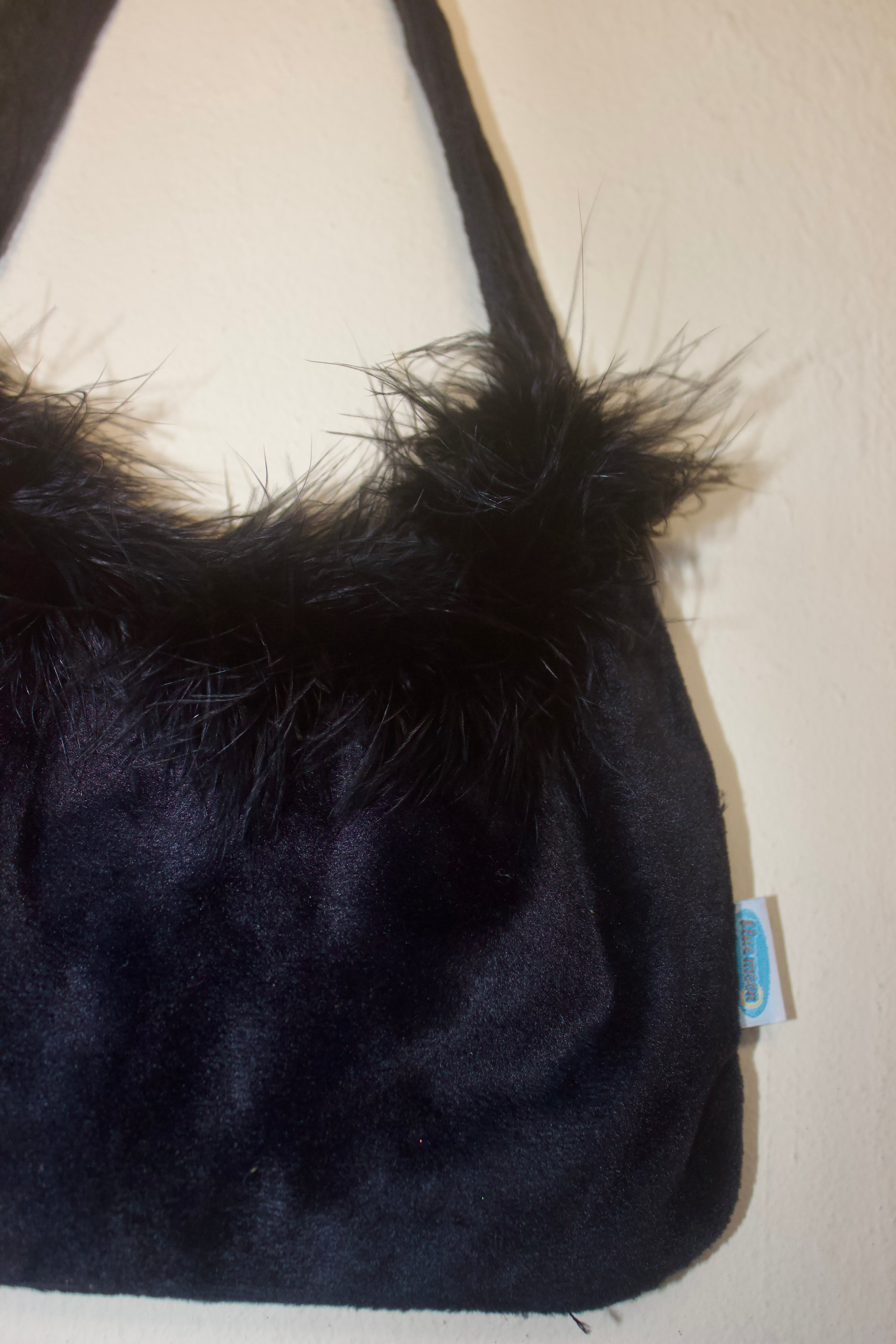 Feathers Shoulder Bag