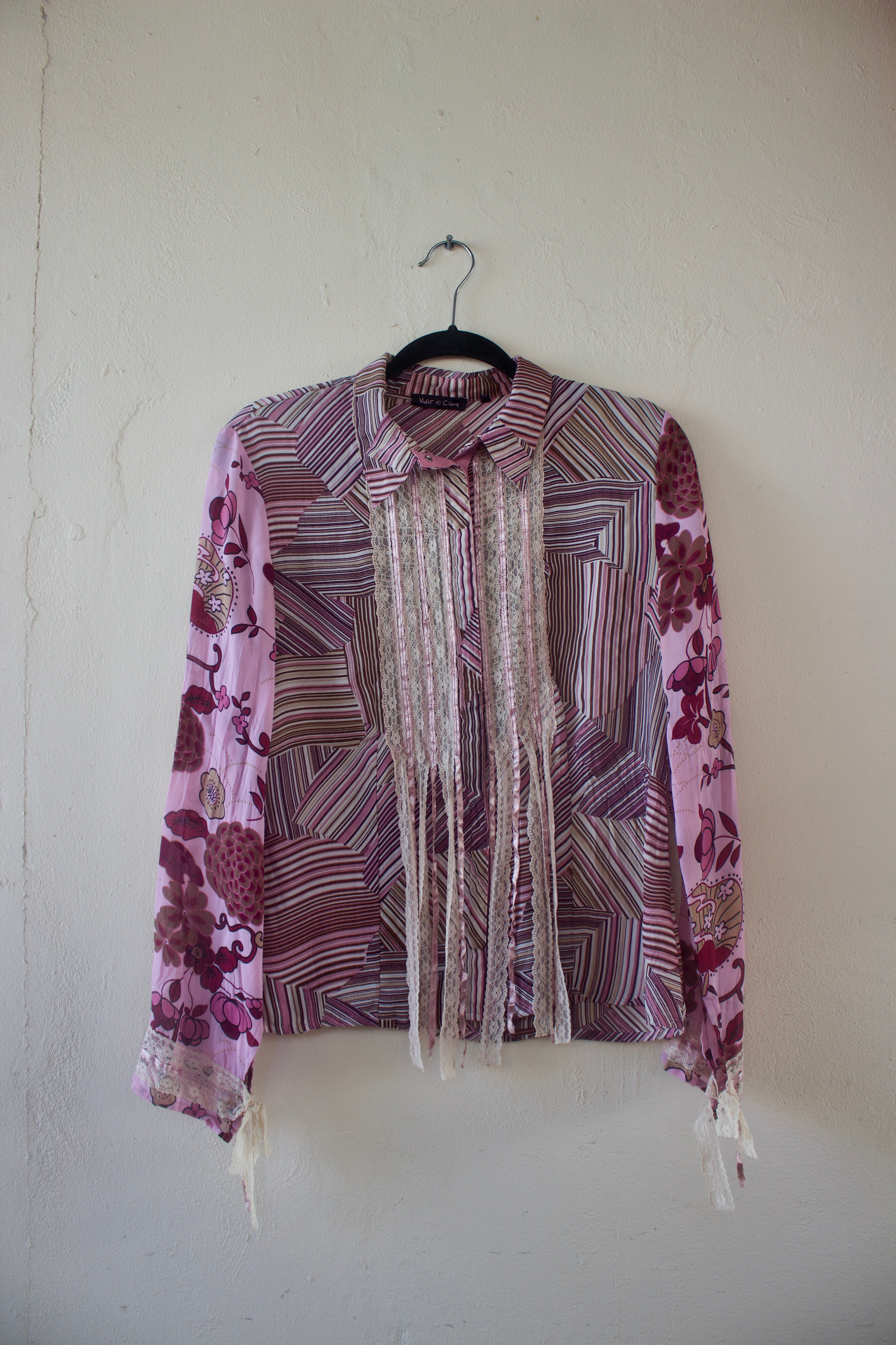 Long Sleeve Buttoned Blouse with Lace Details